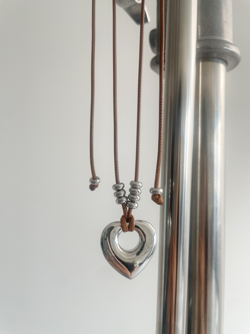 heart pendant necklace