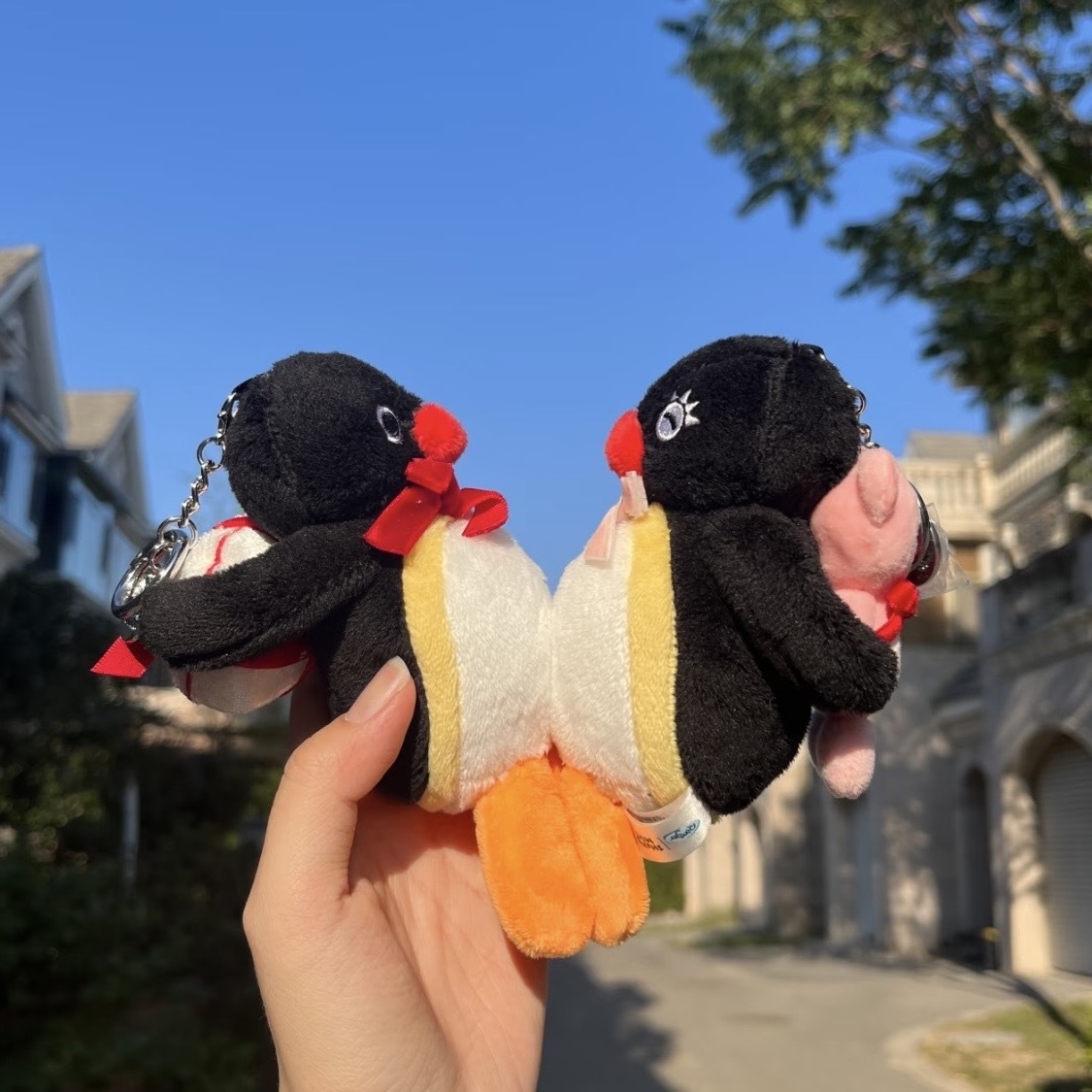 企鵝家族 PINGU PINGI 情侶貼貼 磁吸吊飾 兩隻一組 背後禮物 送禮