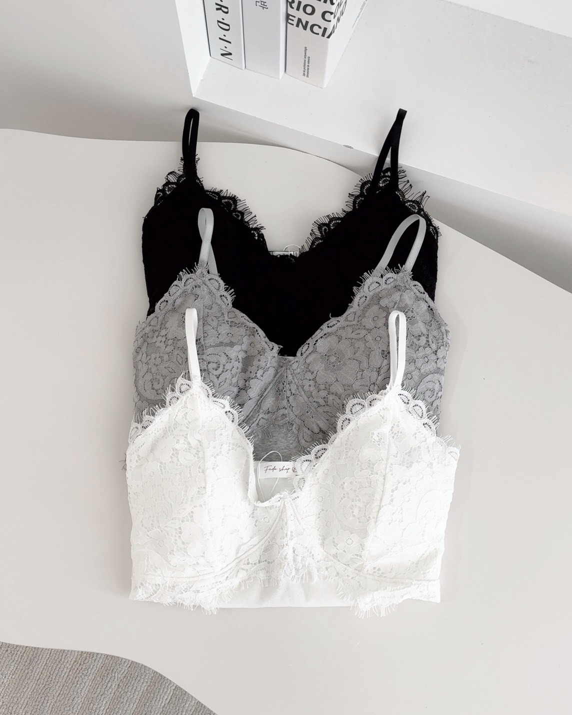 法朵Fado shop｜睫毛蕾絲胸墊背心 526B052 三色