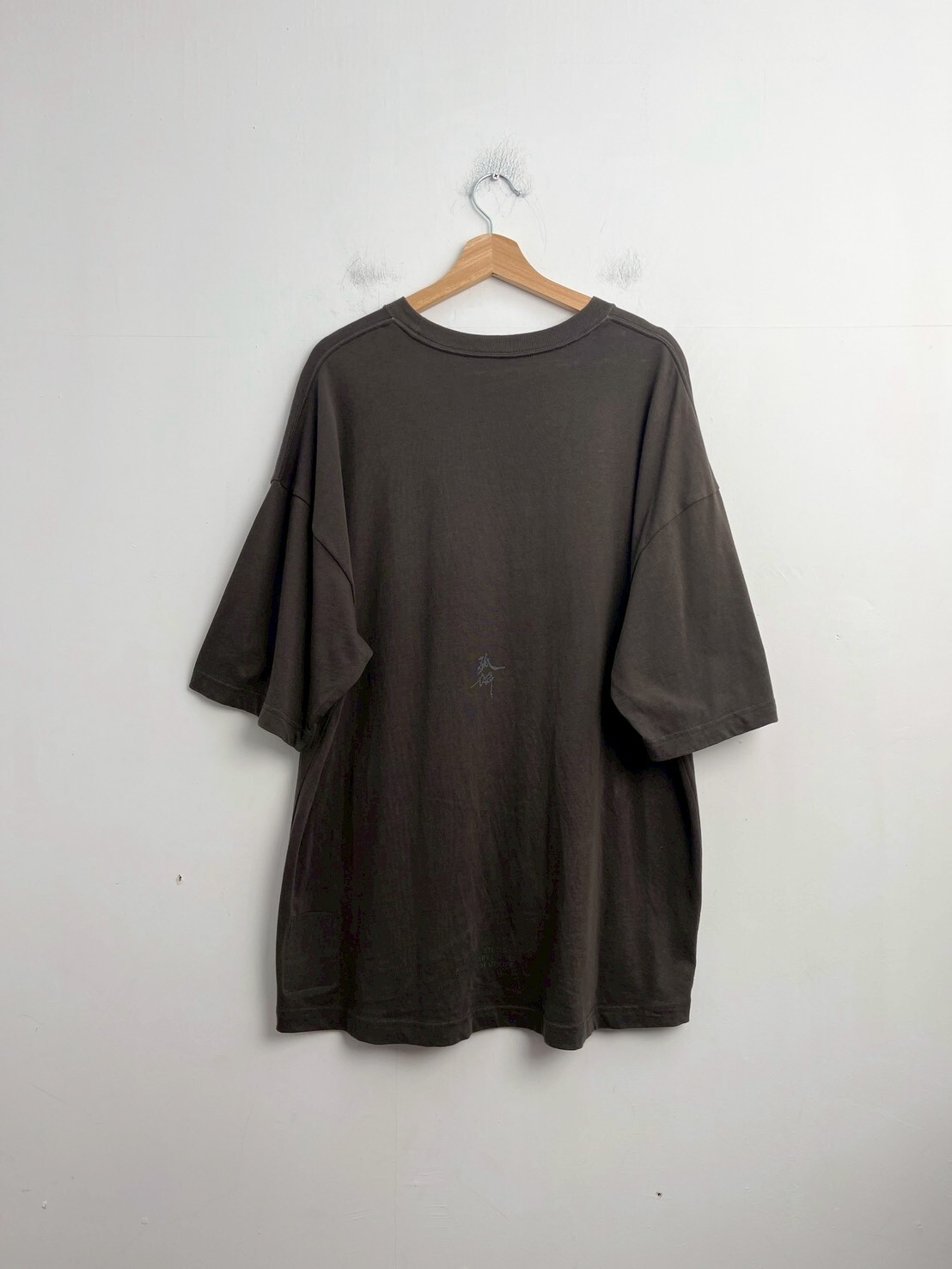 GOOPIMADE “GP-FN HAUS” TEE SIZE 1
