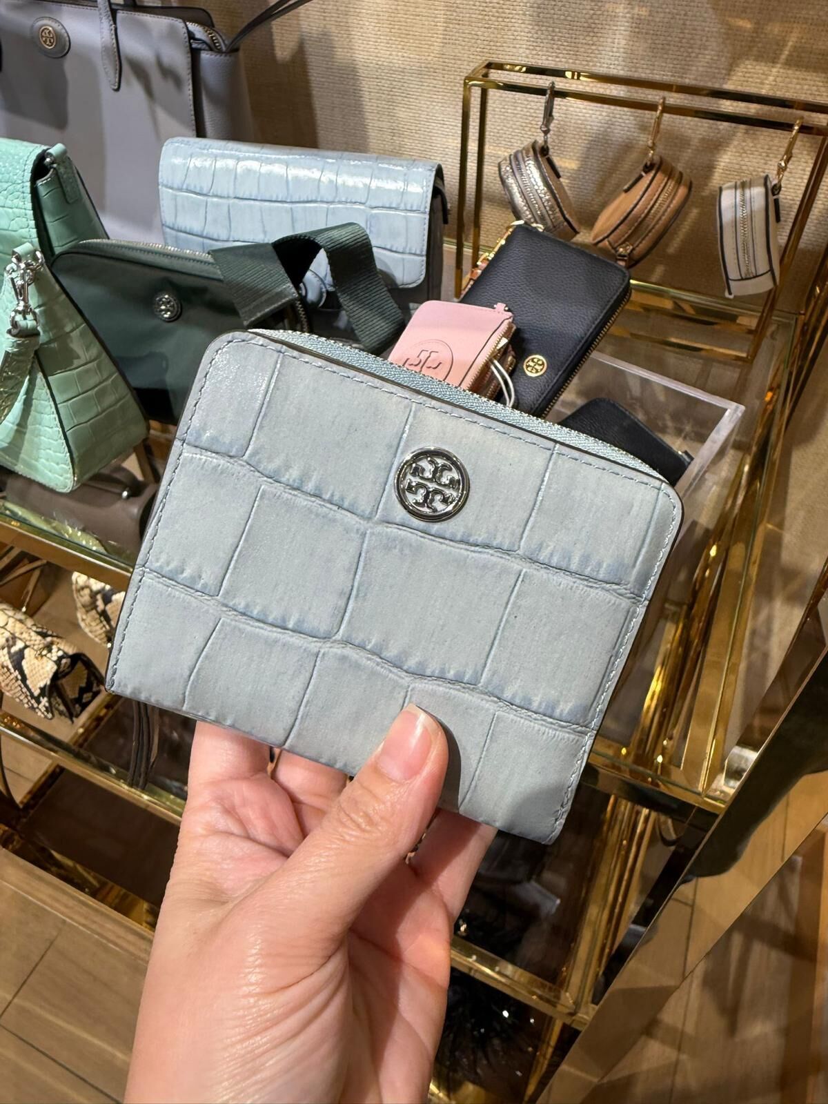 V57 Tory Burch Robinson Croc Embossed Bi-fold Wallet Blue Celadon