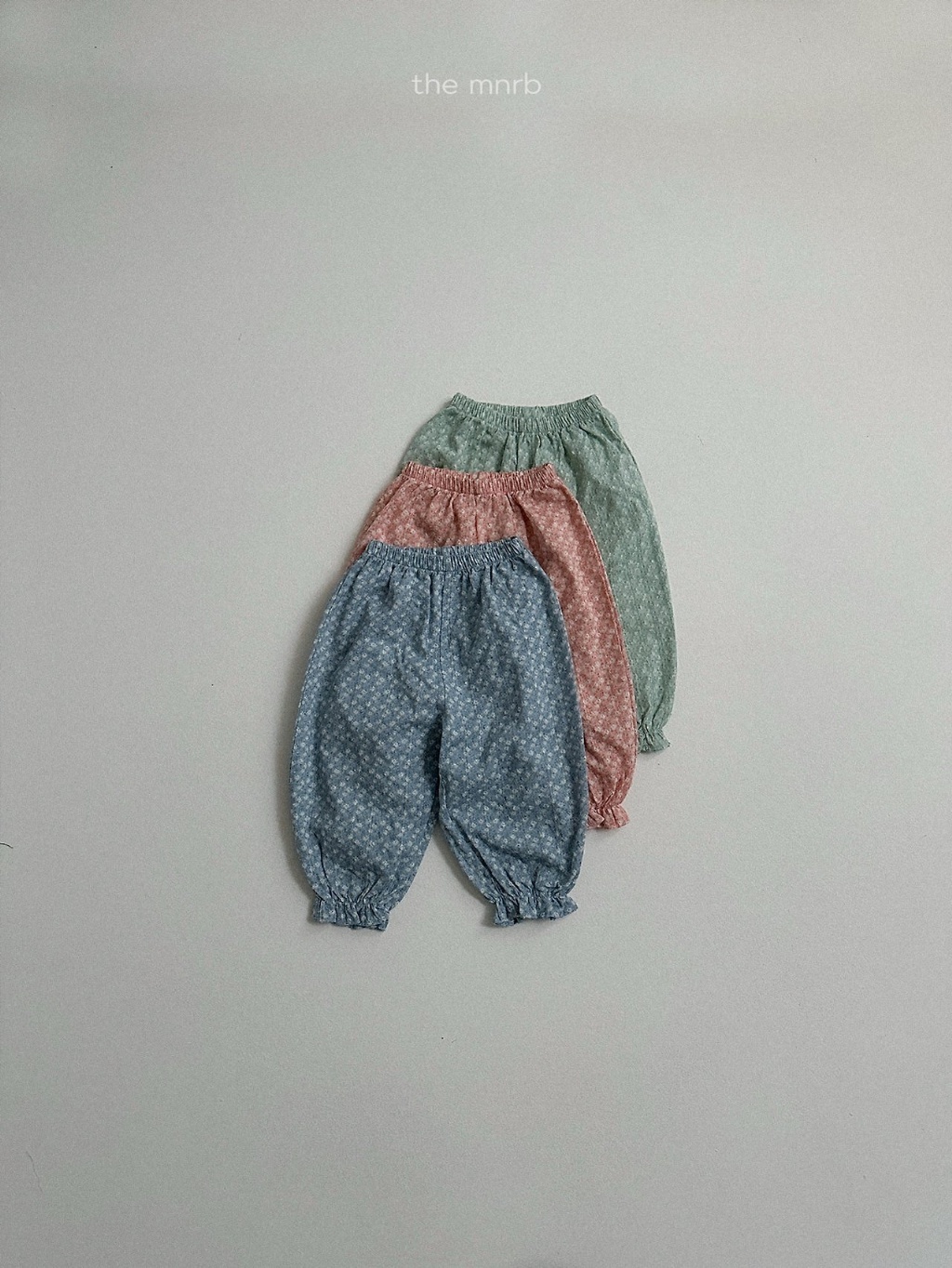 韓國🇰🇷Minirobe 雪花透氣燈籠褲(S-XL)