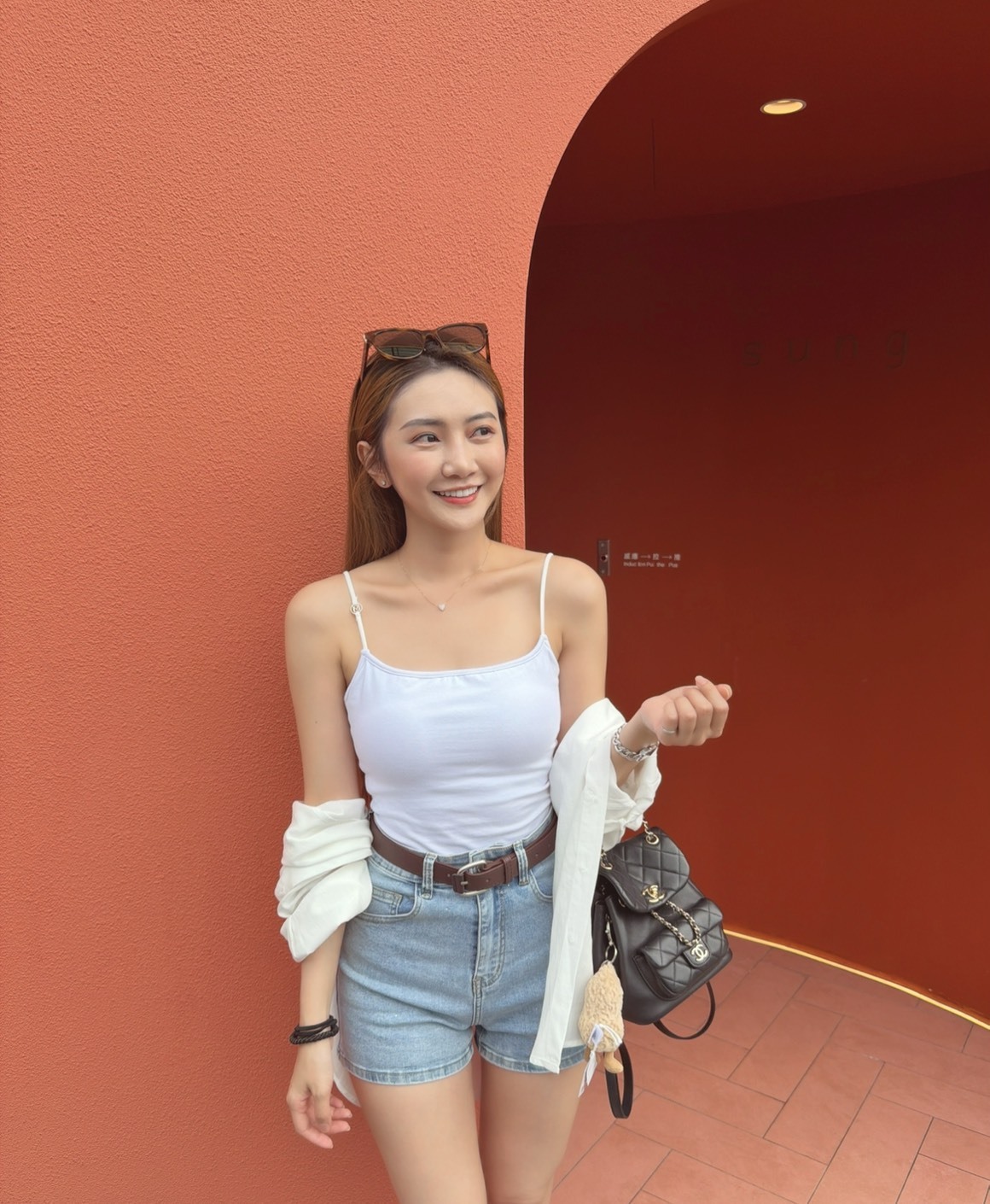 ［預購］🔥05.13春夏新品］💥闆娘包色款］🇰🇷正韓超舒服包副乳細肩logo不跑杯bra top（罩杯可拆/兩色）