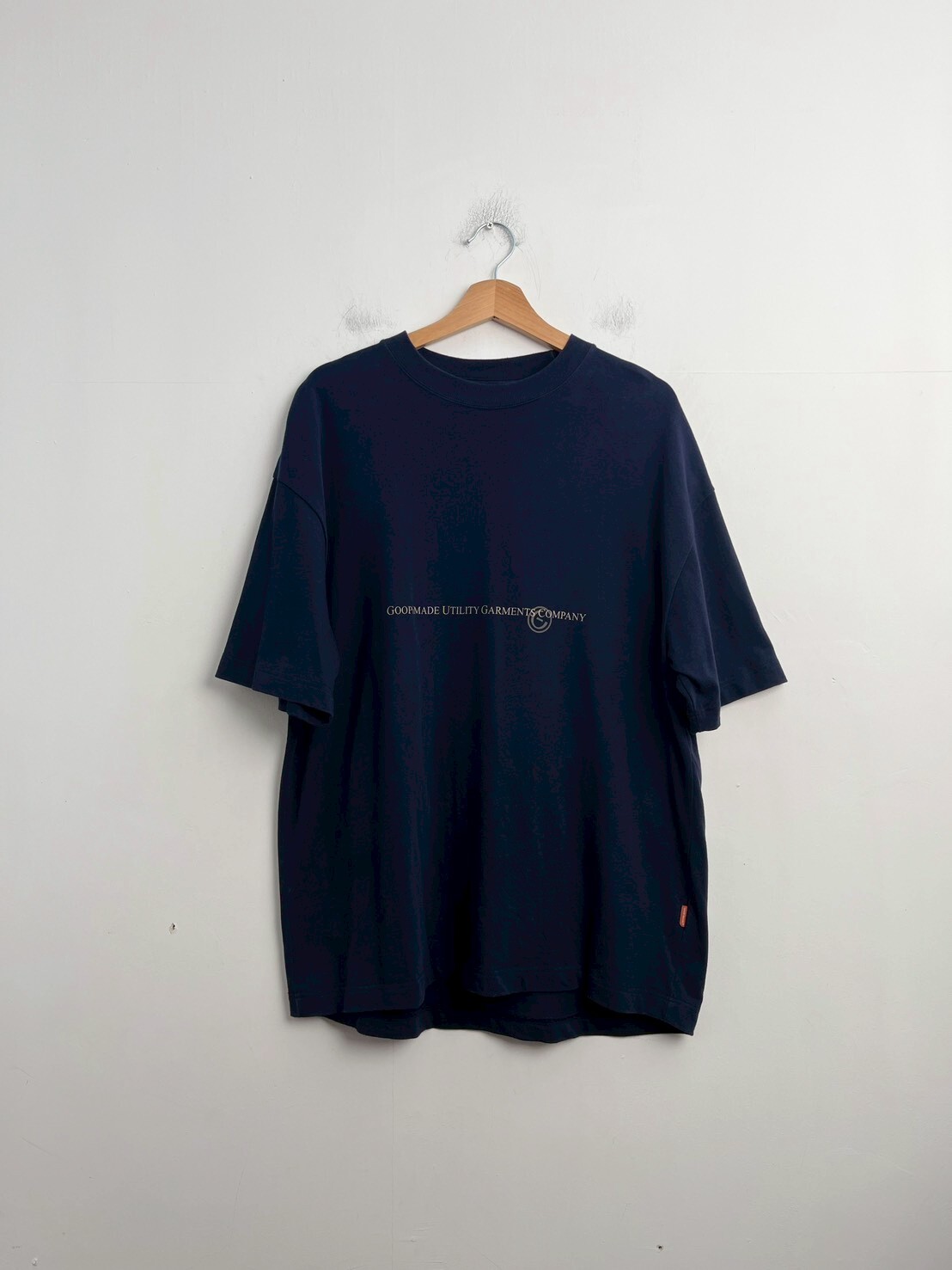 GOOPIMADE The GARMENTS COMPANY Tee - Marine SIZE 1