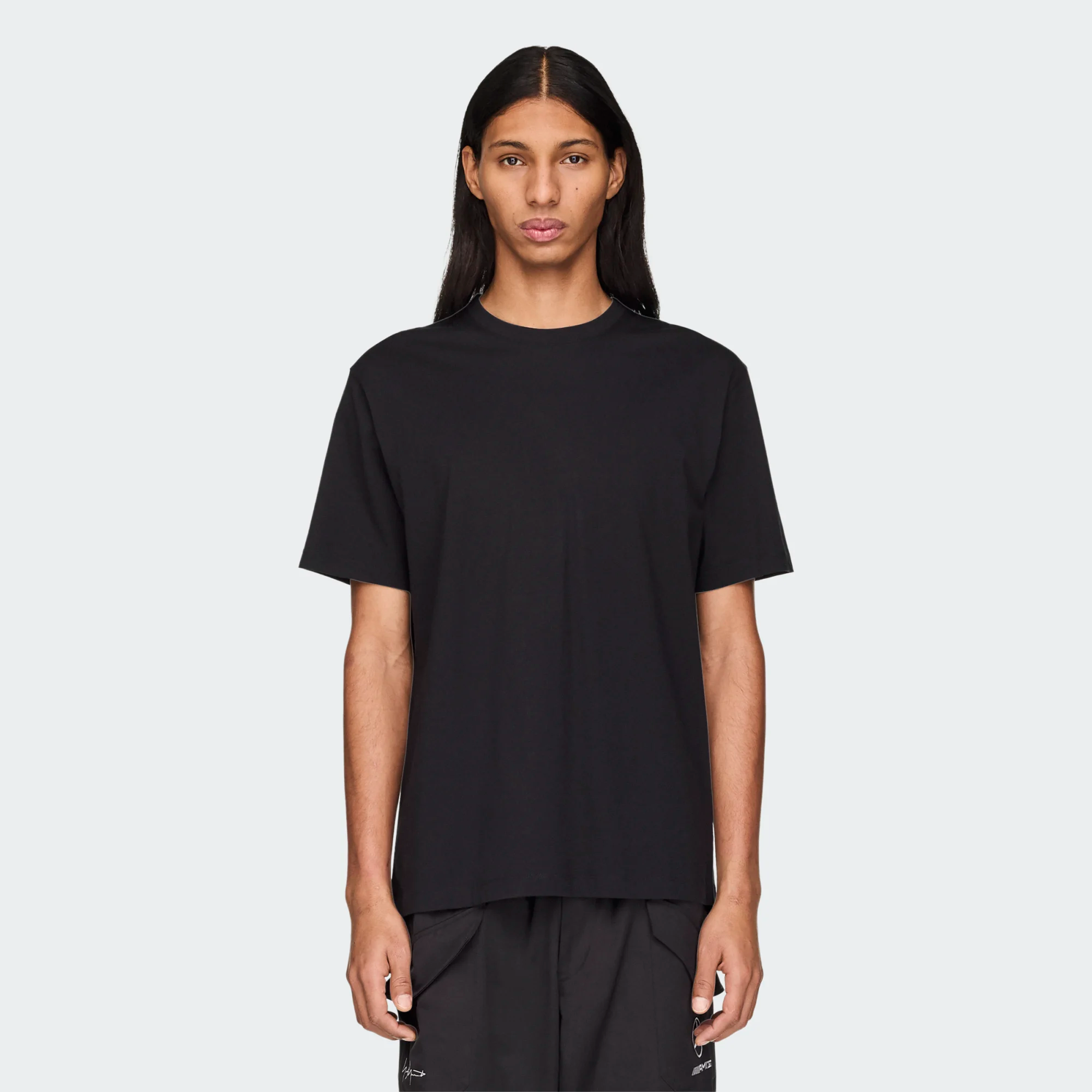 【 Y-3 x F1 LOGO SS TEE 聯名限定短TEE - 黑 】