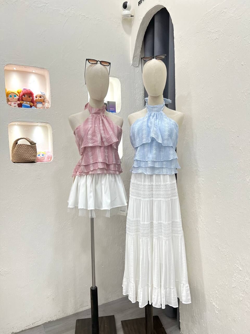 Halter Embro Sleeveless
