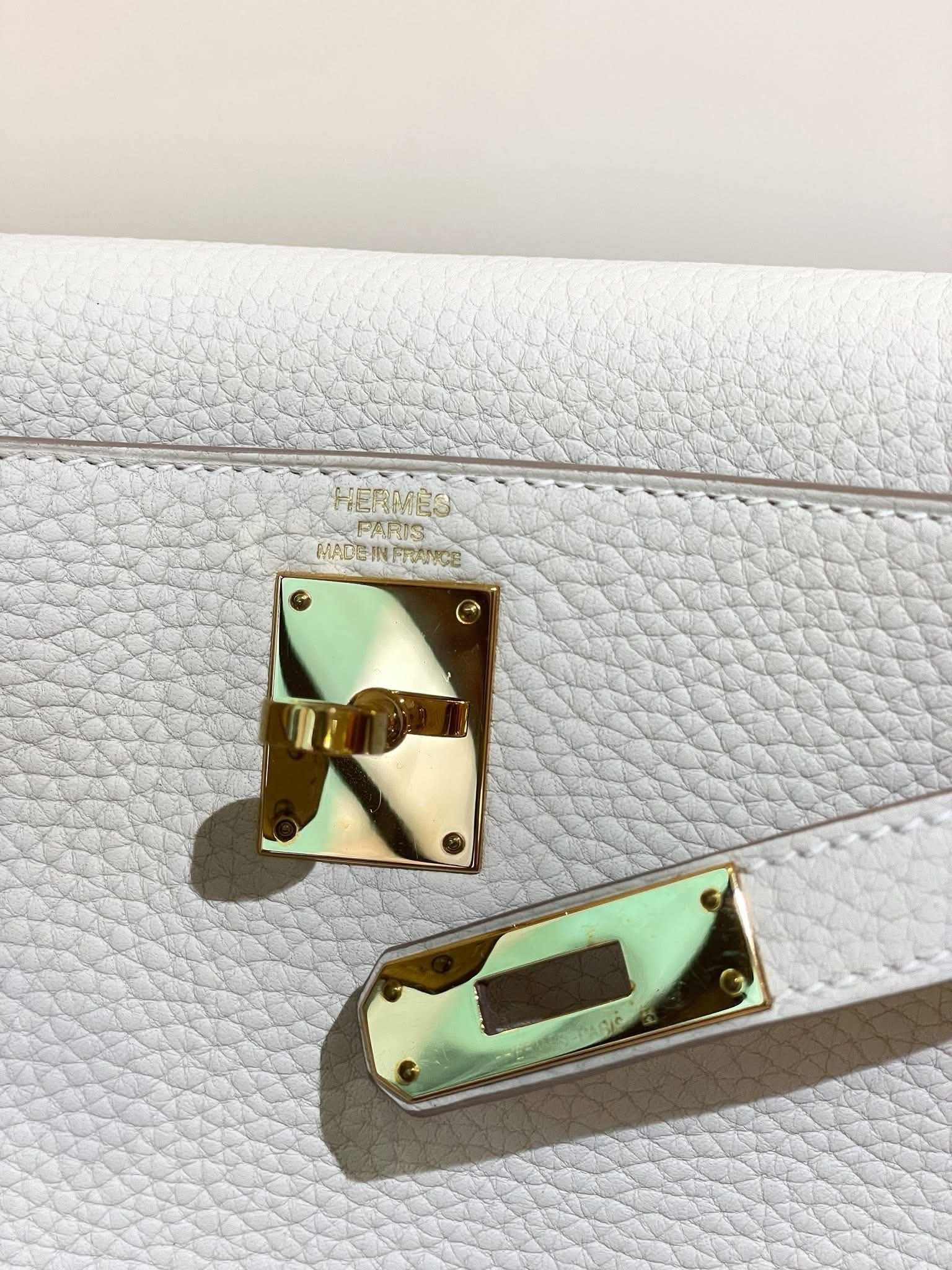 Preloved Hermes Kelly Ado TC Leather Craie GHW HK$10x,xxx (HK$2,000 deposit to hold)