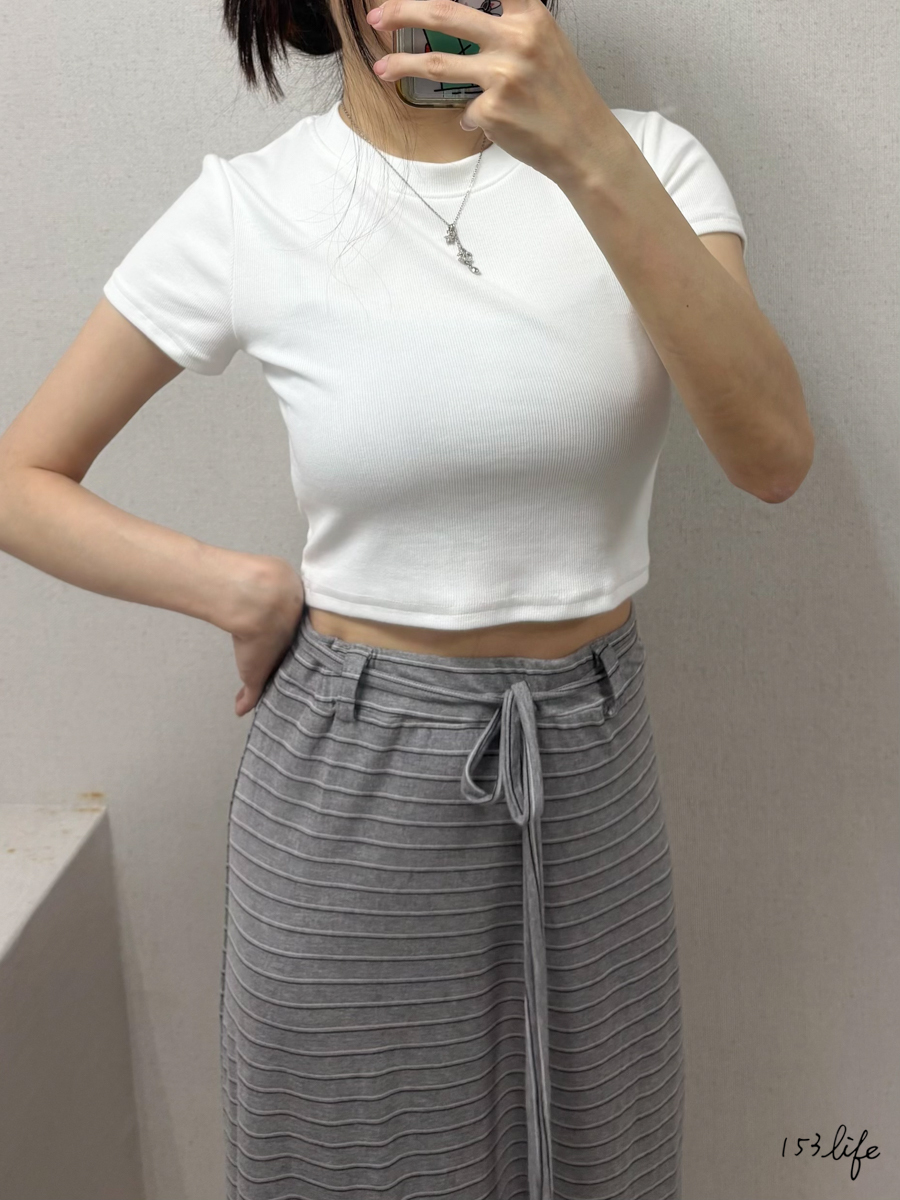 A1小資款~圓領短版百搭彈性短T(6色)