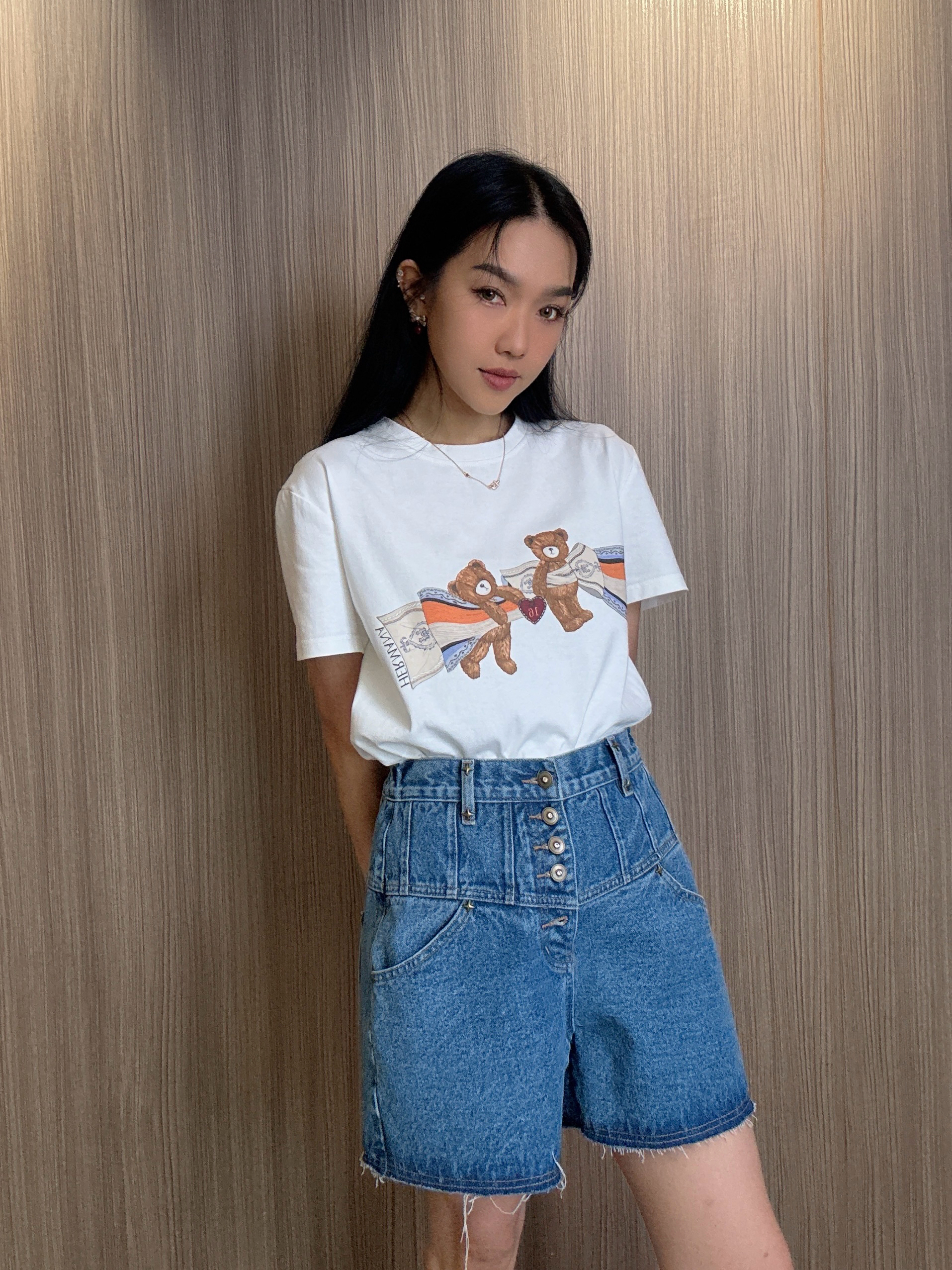 16週年慈善 Bear Bear tee  (預購產品）