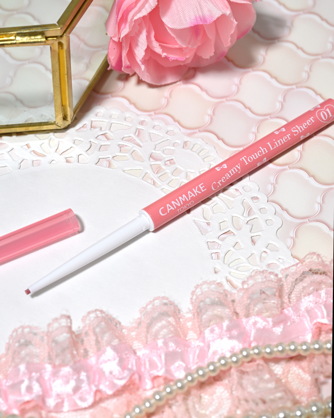 Creamy Touch Liner Sheer 柔滑眼線筆 透明光澤版