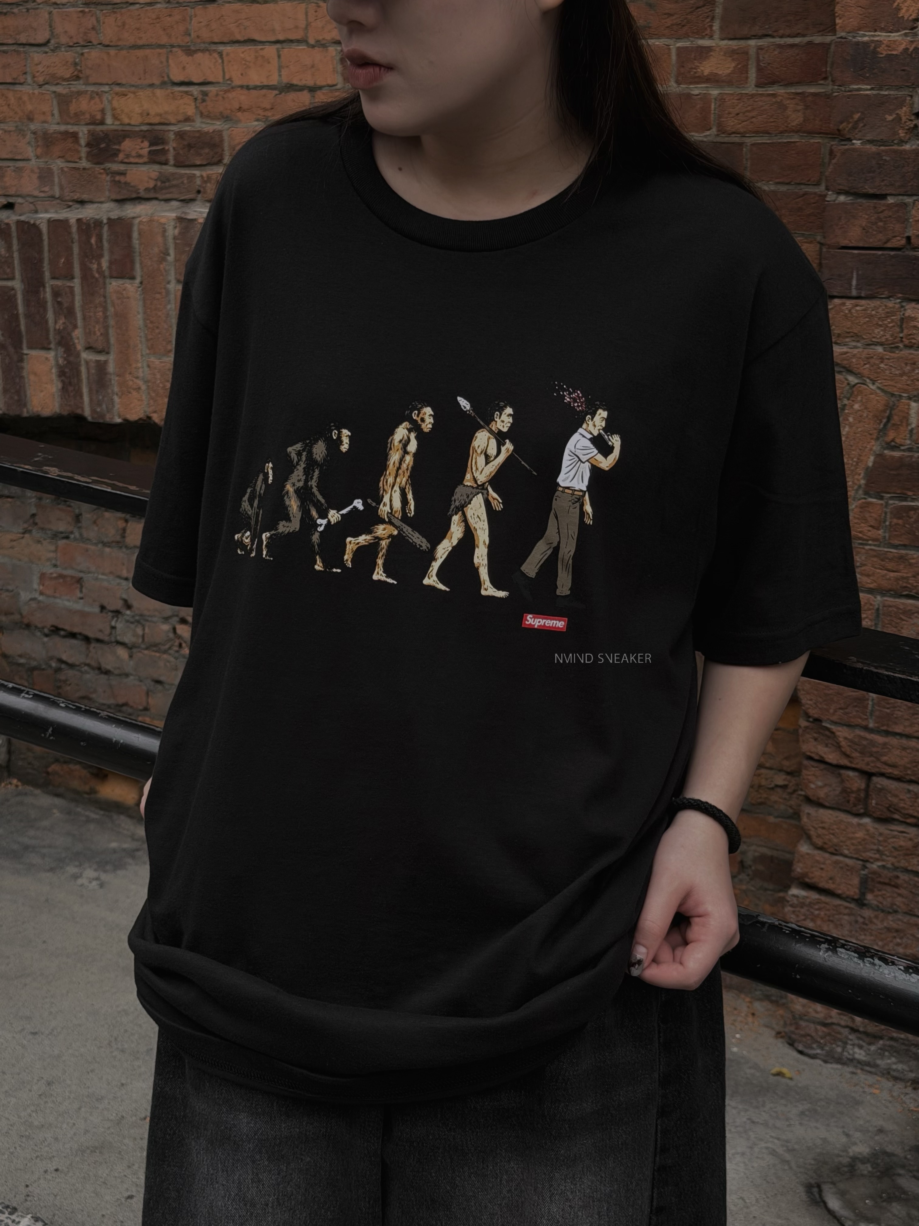 <快速出貨> Supreme Evolution Tee 短踢 黑