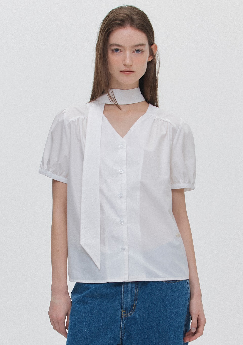 Marie Claire｜V-neck tie blouse (2colors)