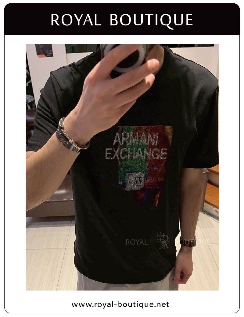 Armani Exchange 胸前彩色刺繡英字短T