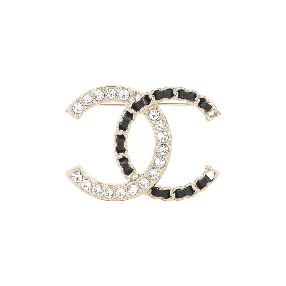 【CHANEL】CC Logo 水鑽及皮穿鍊設計胸針(金色)