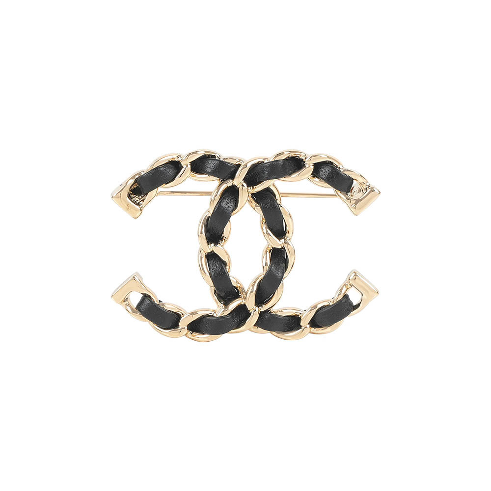 【CHANEL】經典CC Logo 小羊皮穿鍊胸針(金色)