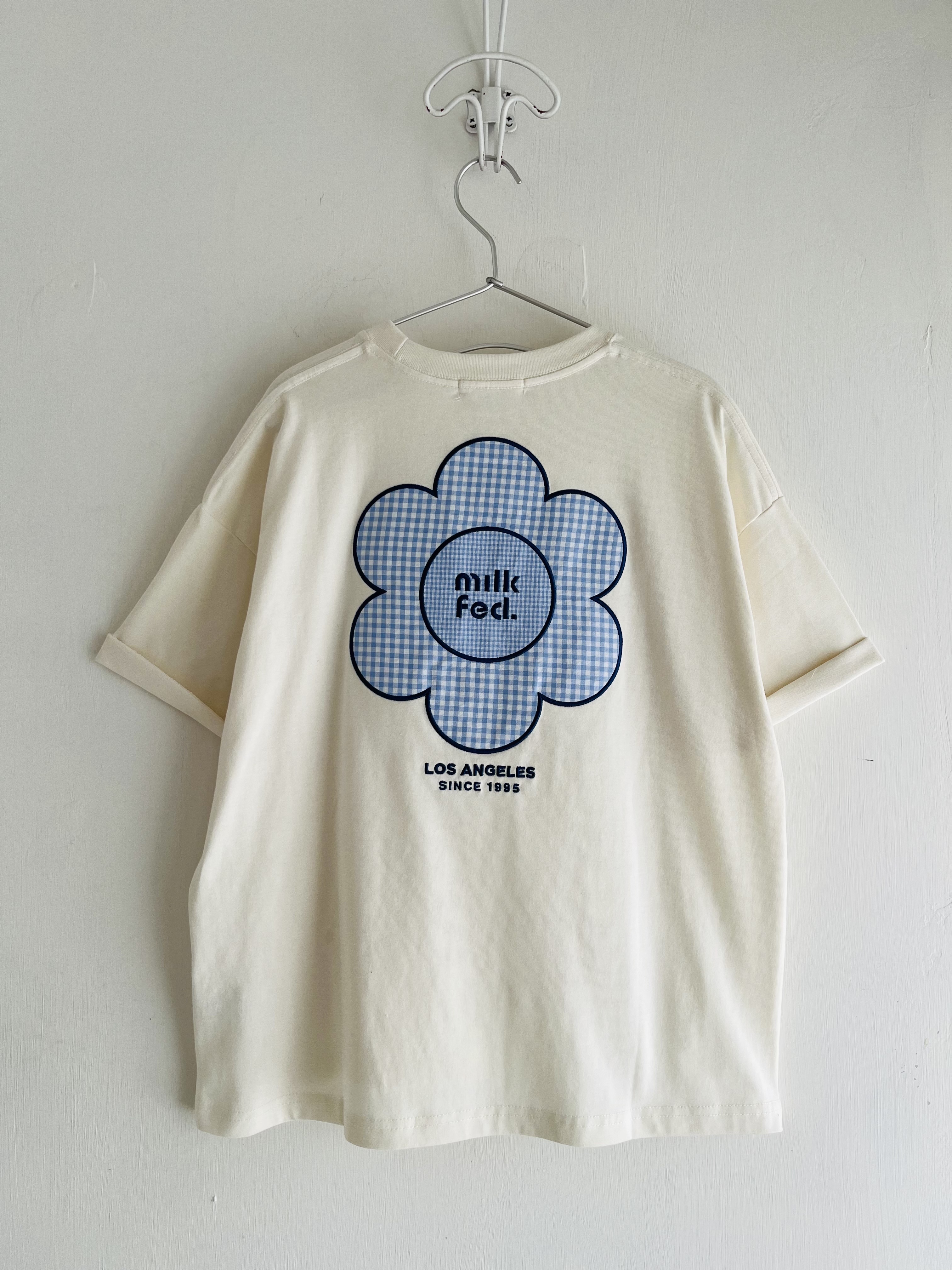 米白色刺繡花花🌼tee