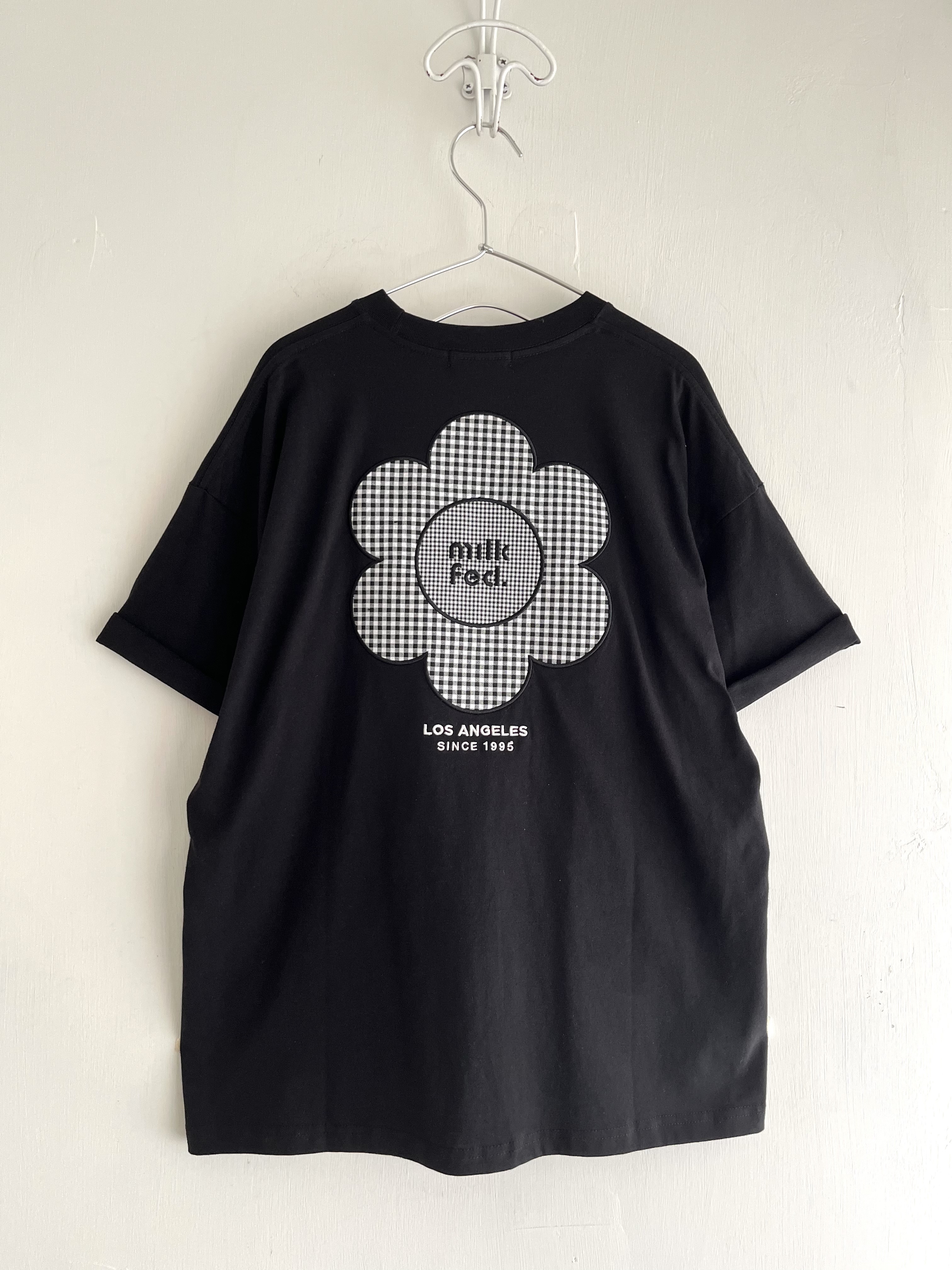 MILKFED黑色刺繡花花🌼tee