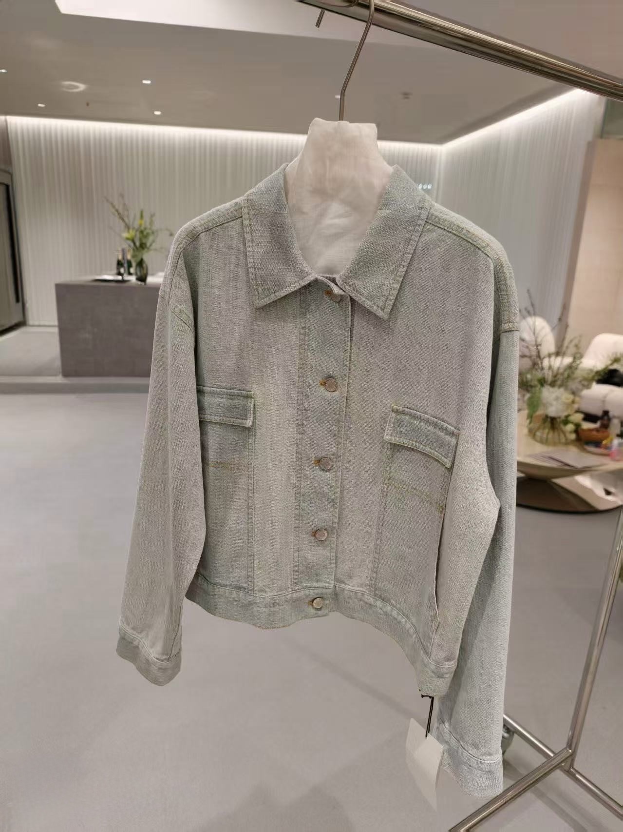 283 淺藍水洗牛仔外套