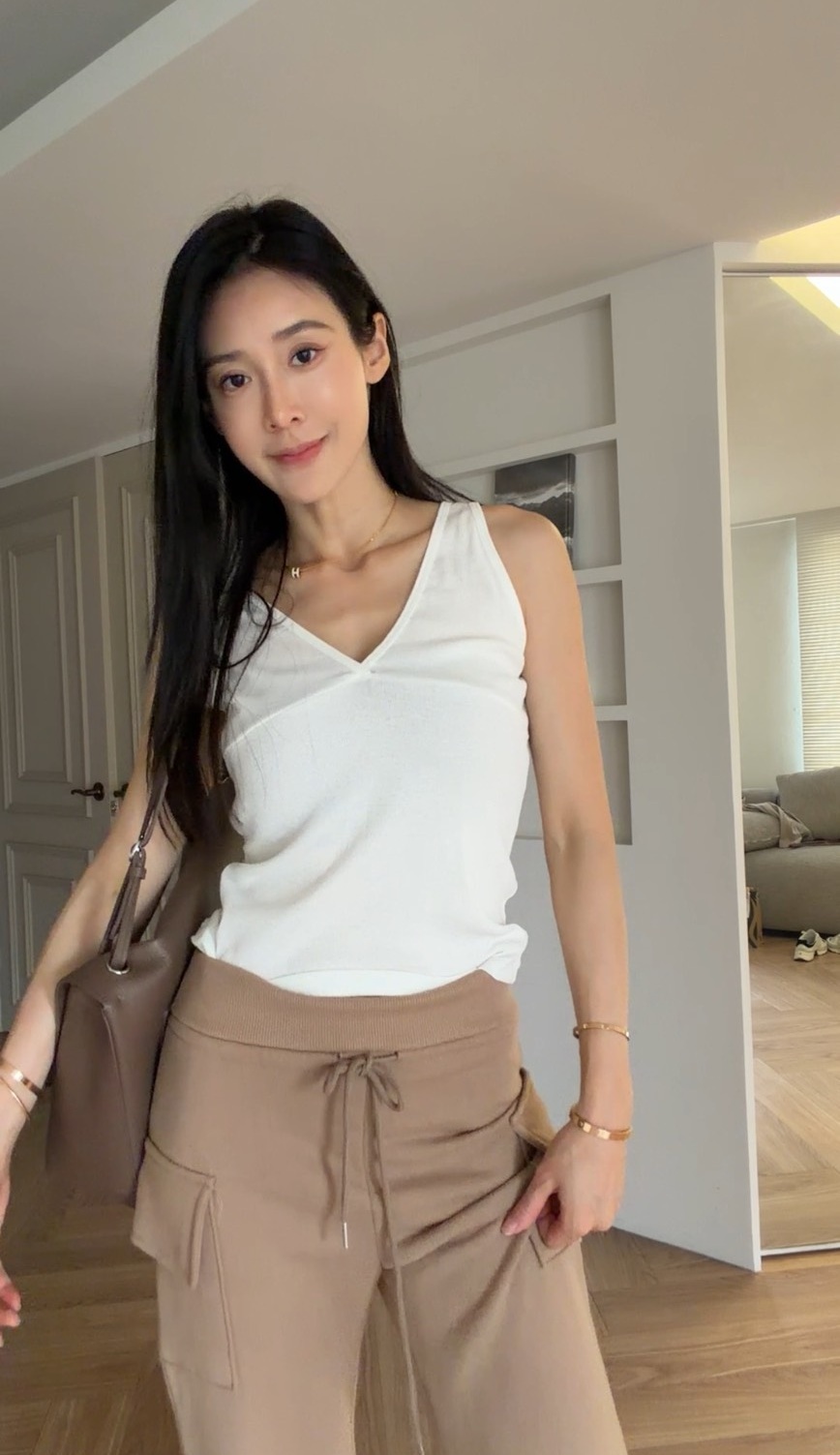 ｜韓國｜大V拼接感背心