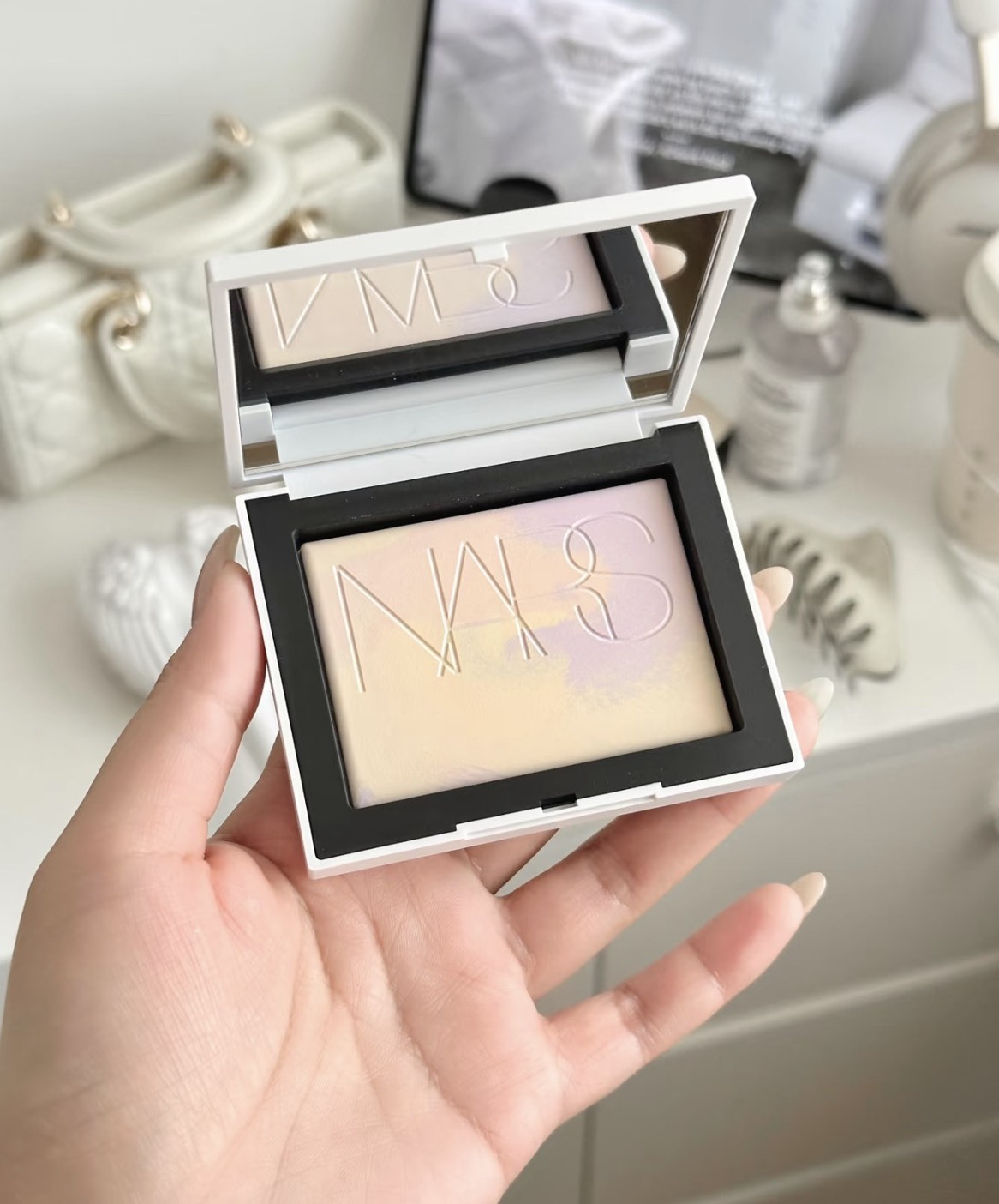<缺貨隨時下架⚡️> NARS-裸光蜜粉餅10g #CONSTELLATION星河紫