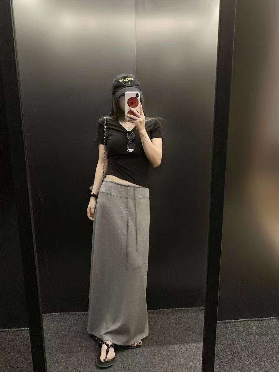 221 直筒後開衩抽繩棉裙