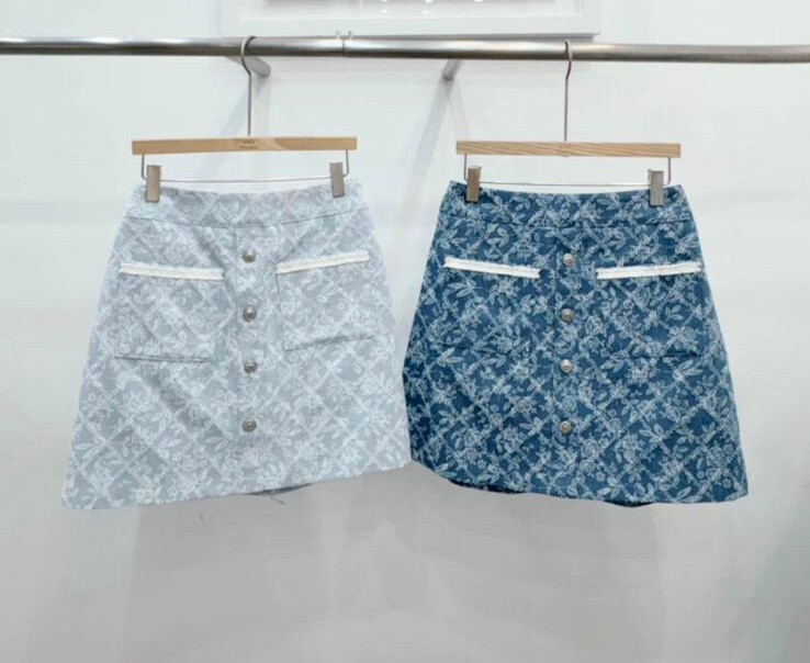 AB04 腰25-33 hip44 長15.5 $459 (一口價)