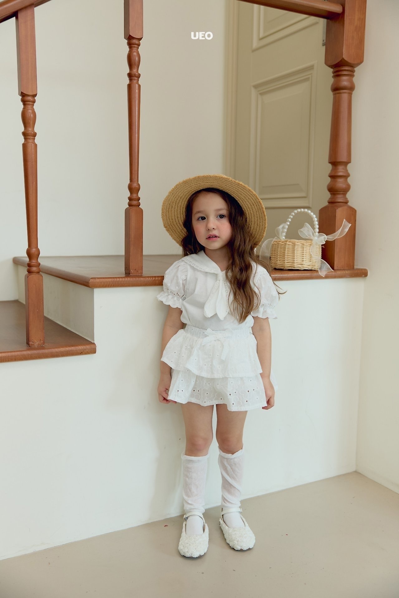 Ueo Candy Collar Tee