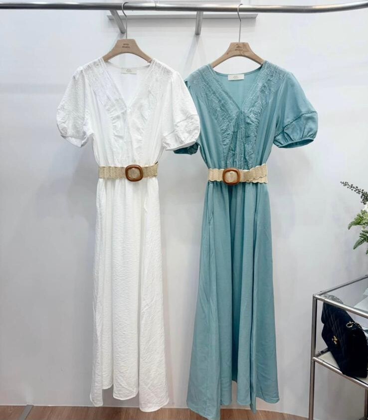 AB32 胸42 腰25-42 Hip 58 長50 $439 (一口價)