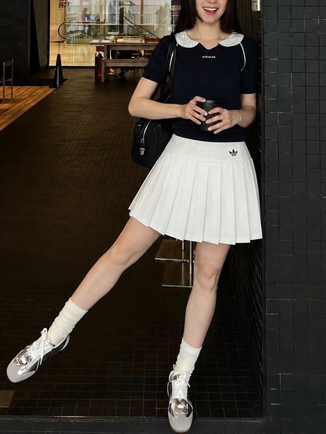 〈高級學院感🤍〉ADIDAS ORIGINALS 學院風短裙 2色