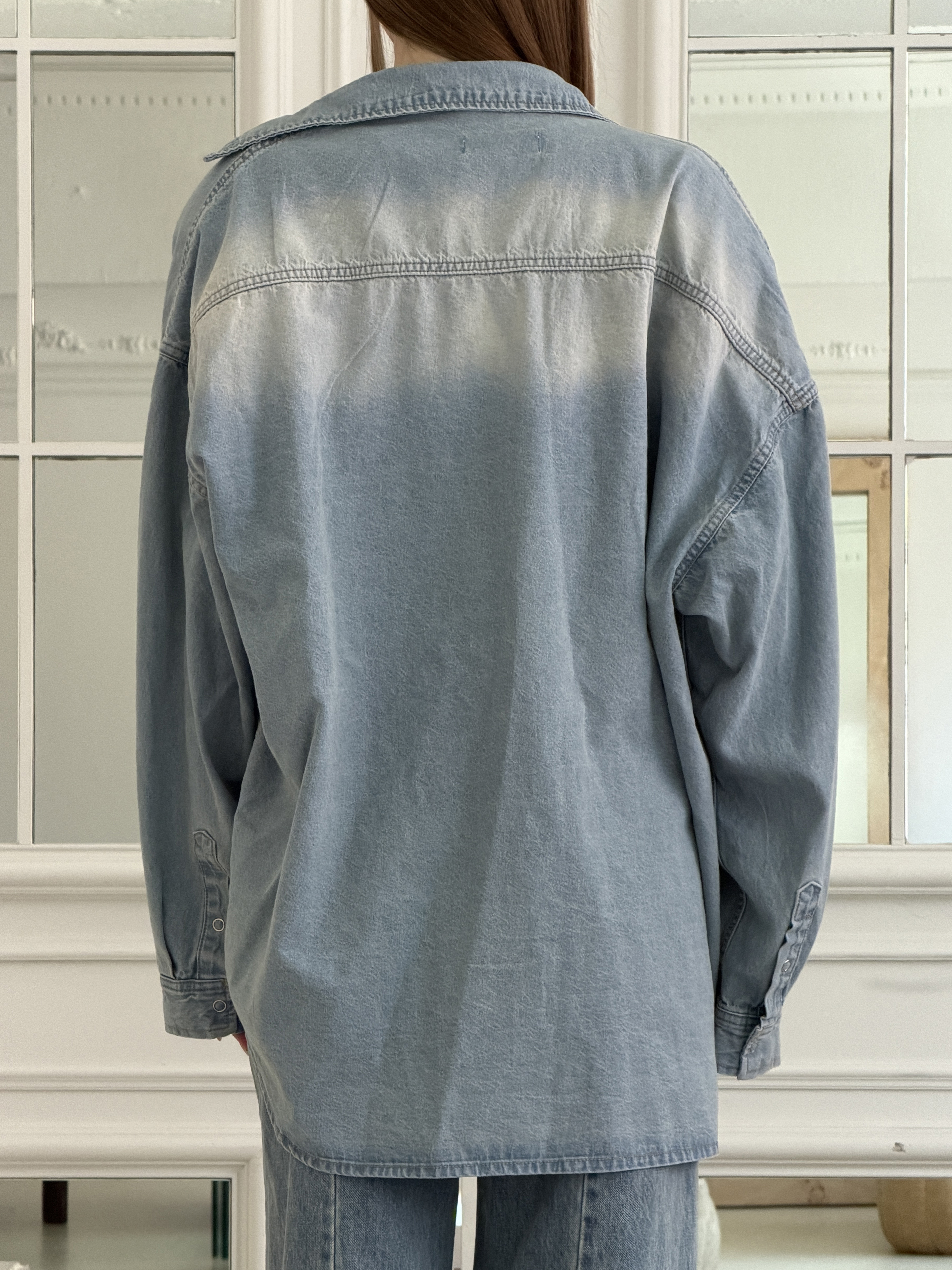 T28 DENIM TRUCKER JACKET