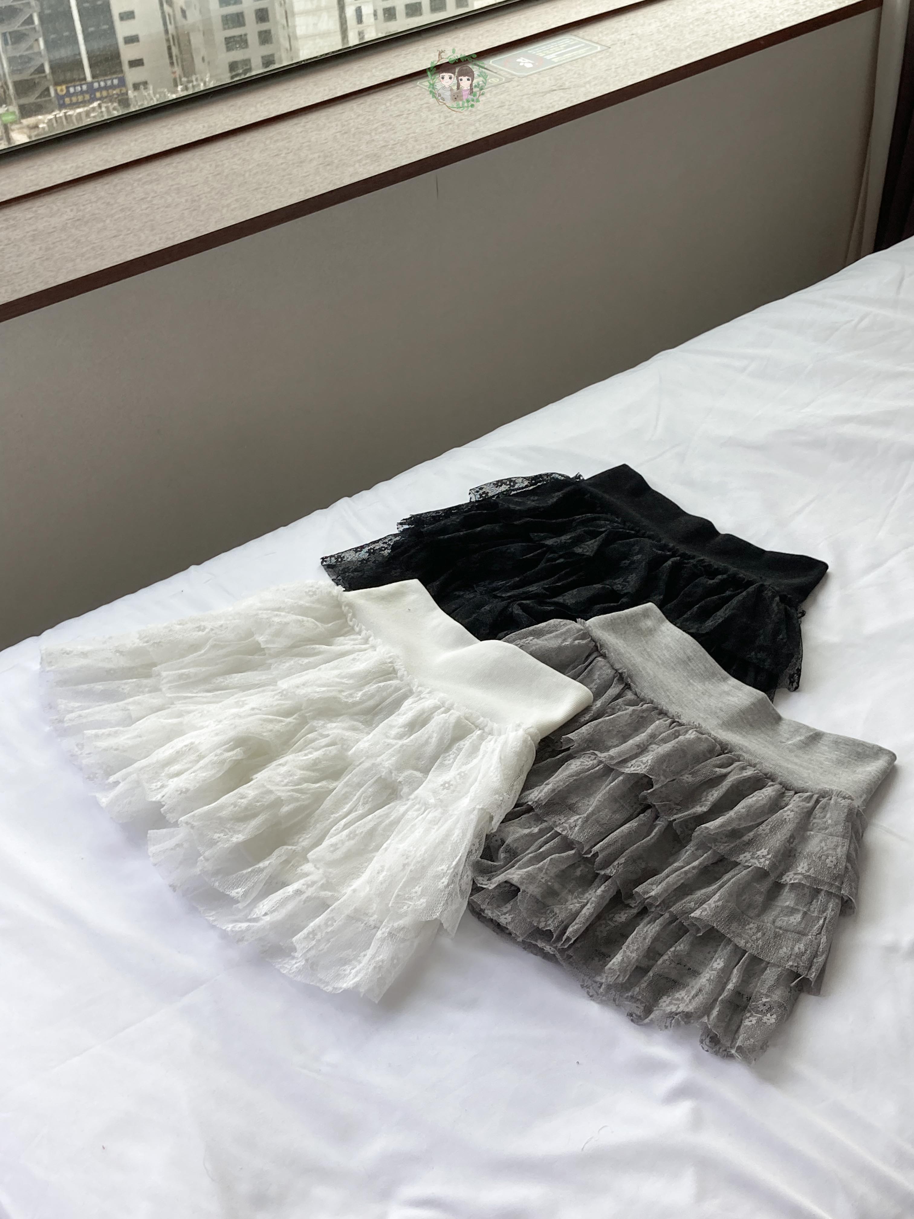 層層花花蕾絲網紗蛋糕短裙〈🇰🇷DAY 1〉