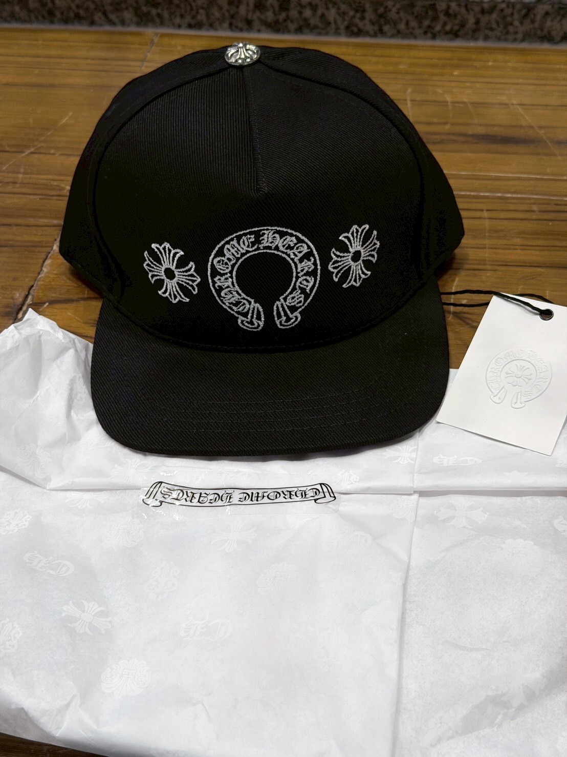 Chrome Hearts 克羅心 刺繡三圖 馬蹄十字 背後卷軸 經典款帽