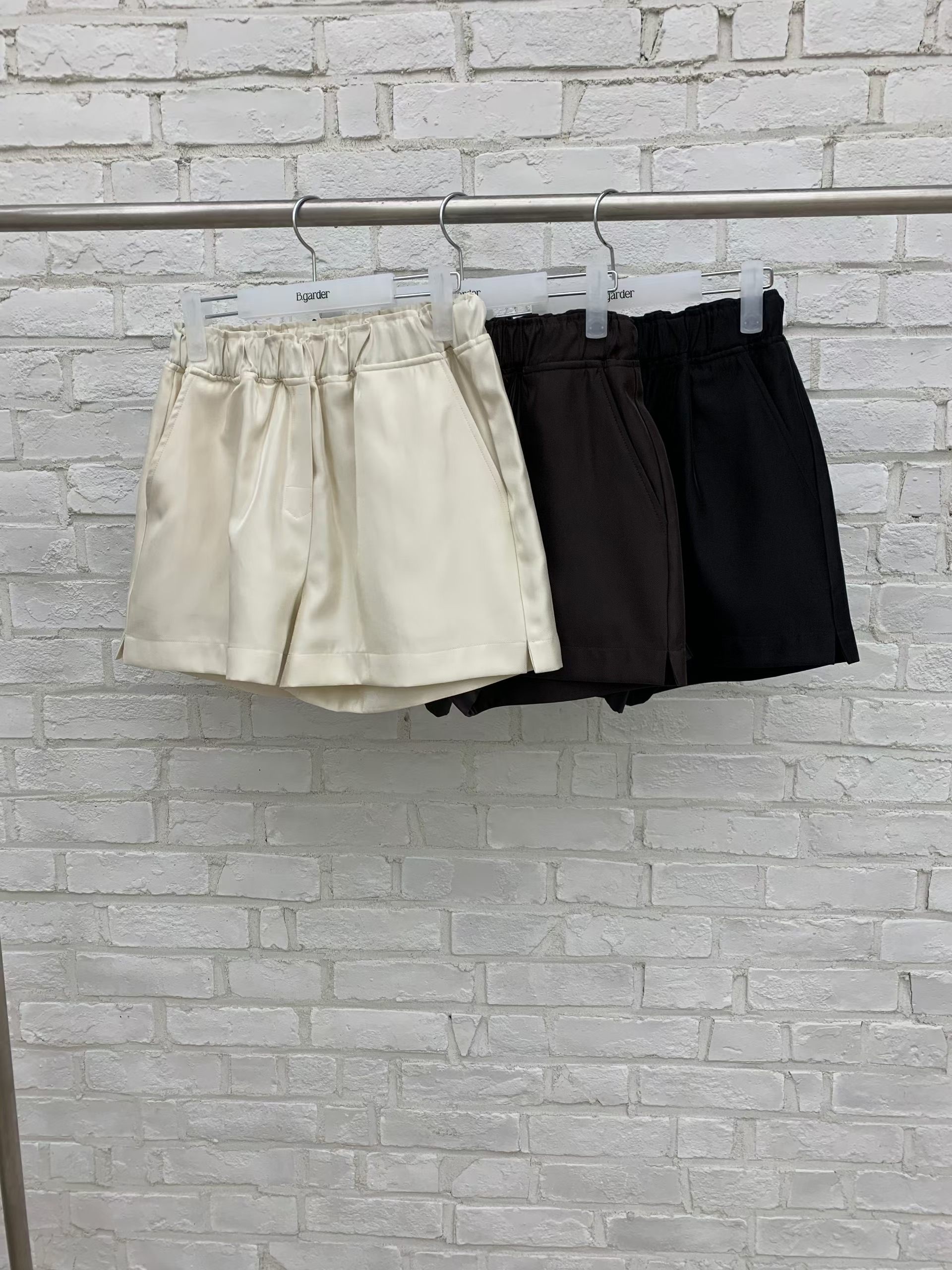 BG2621 Silk Shorts