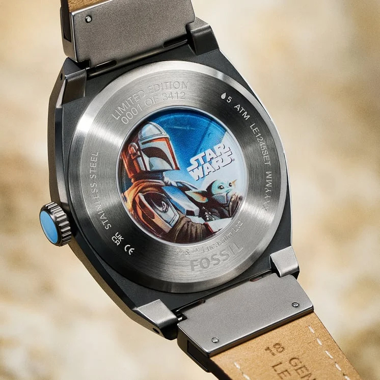 Watch right
