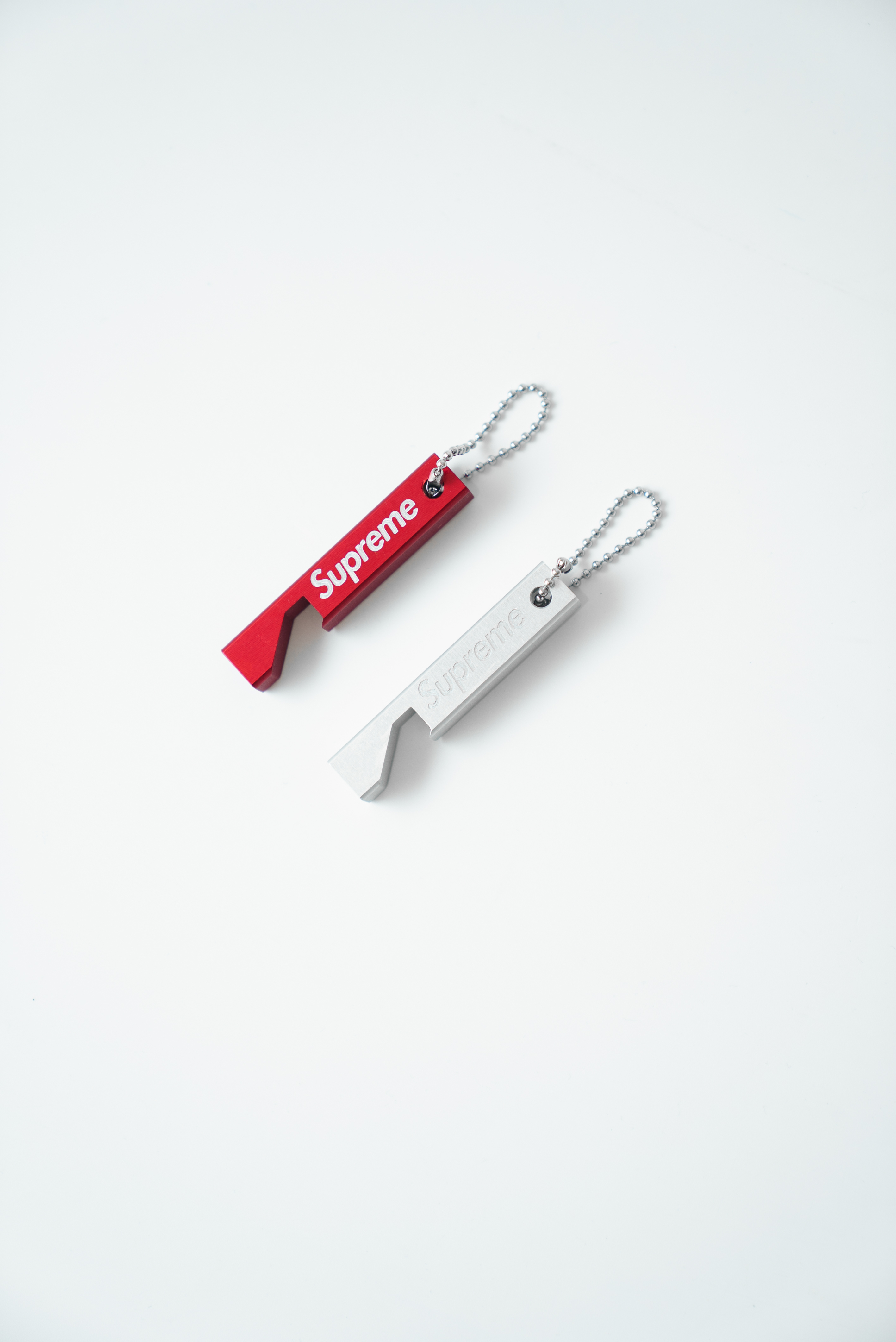 【Focus Store】現貨秒發 Nishiwaki x Supreme SS26 Week9 Bottle Opener 開瓶器 兩色