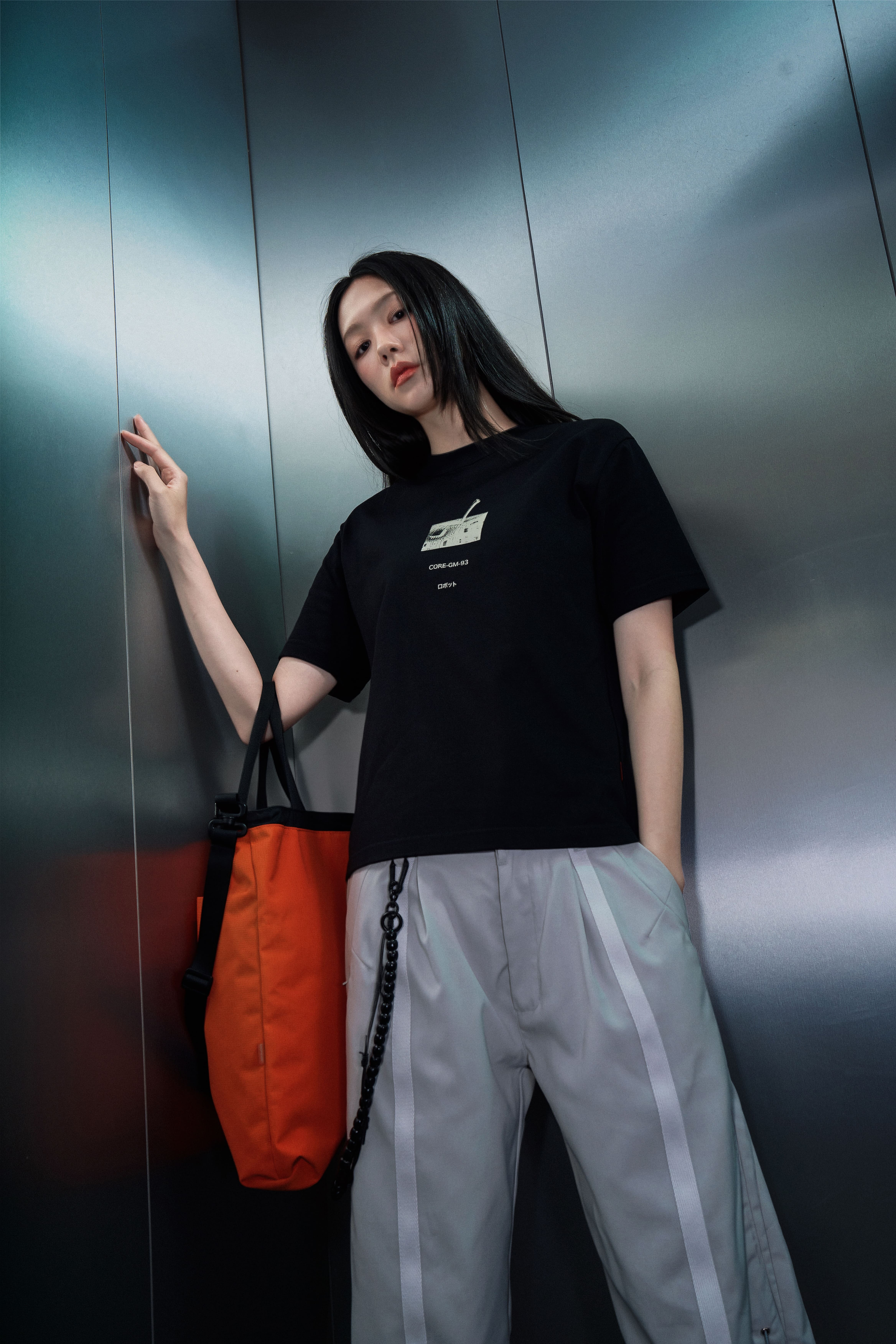 GOOPiMADE GRC-3 Mechanical Apple Graphic Tee(Ver. BOX) - Black