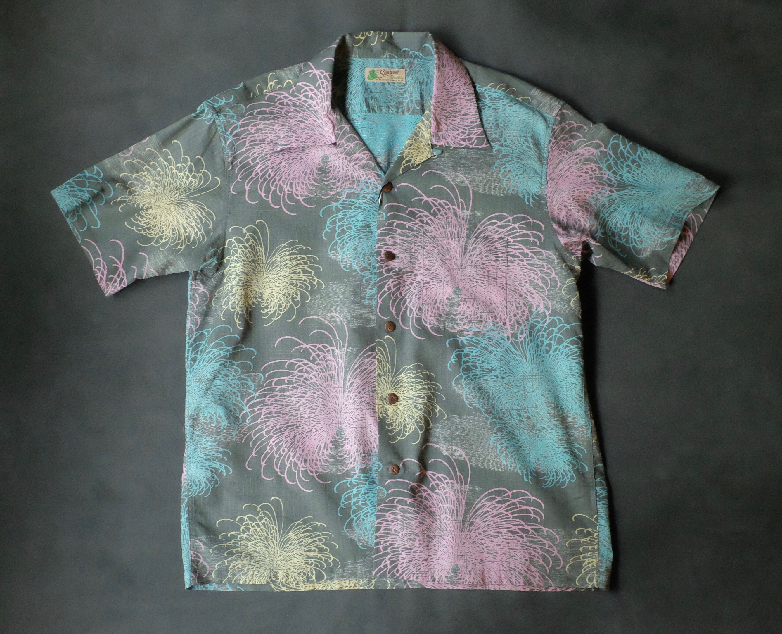 SUN SURF COTTON LINEN SLUBYARN HAWAIIAN SHIRT “CHRYSANTHEMUM” / BLACK