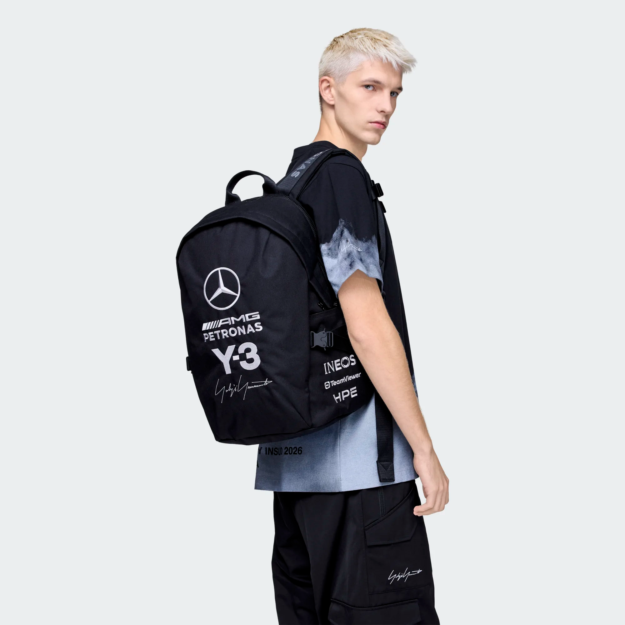 【 Y-3 x F1 MER BP 聯名限定包款 - 黑 】