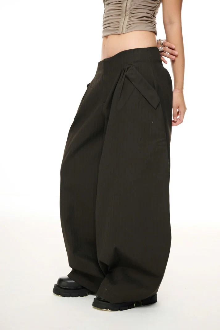 IUE STUDIO P-U152 CROISSANT BAGGY PANTS