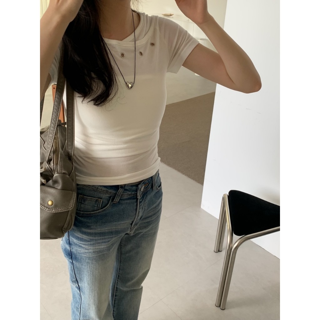 A09 正韓🇰🇷時髦up 金屬點綴剪裁素 tee #9968