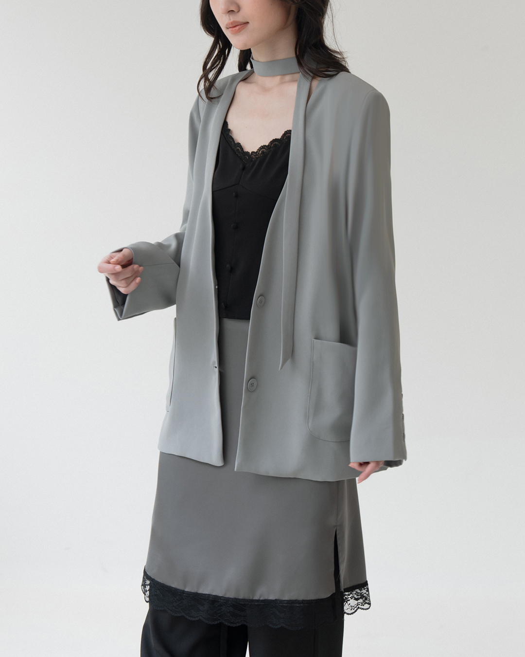 Simple collarless suit jacket with a neckerchief - gray【02030585】in stock+pre-order
