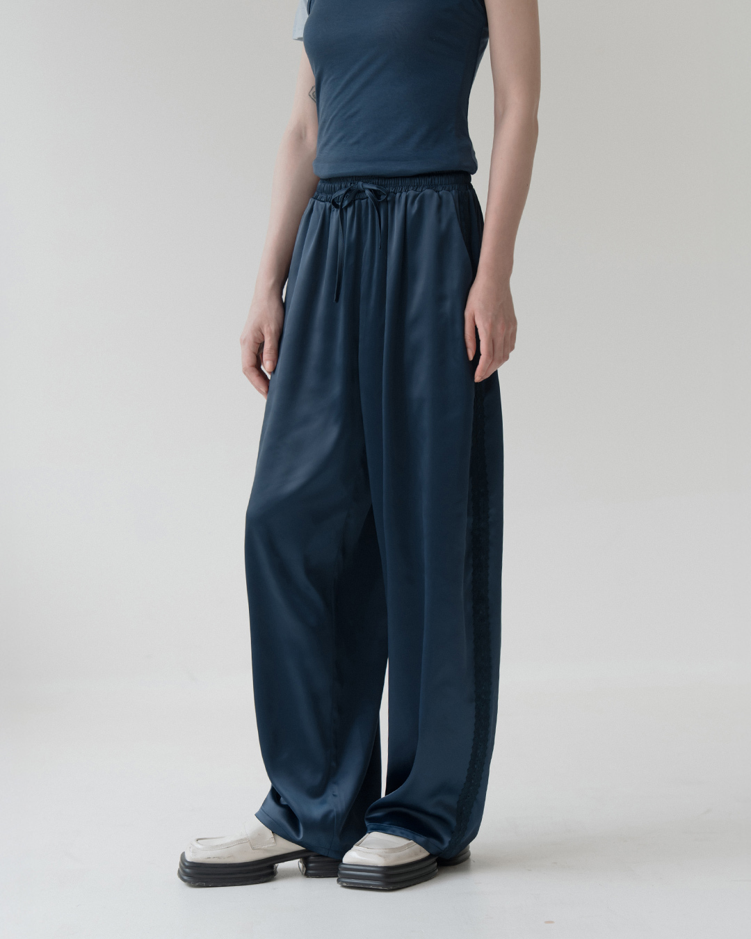Side-lace-trimmed satin trousers - Blue S/M【04102053】in stock+pre-order