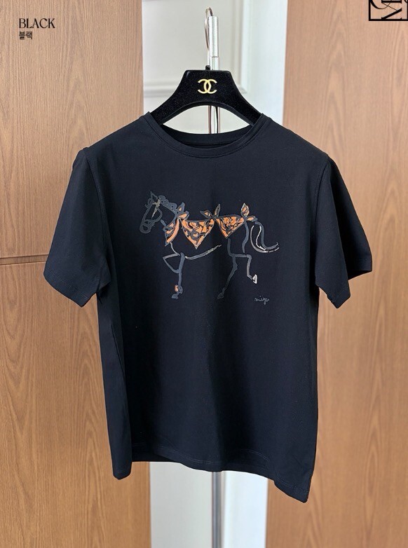 繫絲巾手繪小馬圖案短袖圓領棉TEE / 3色