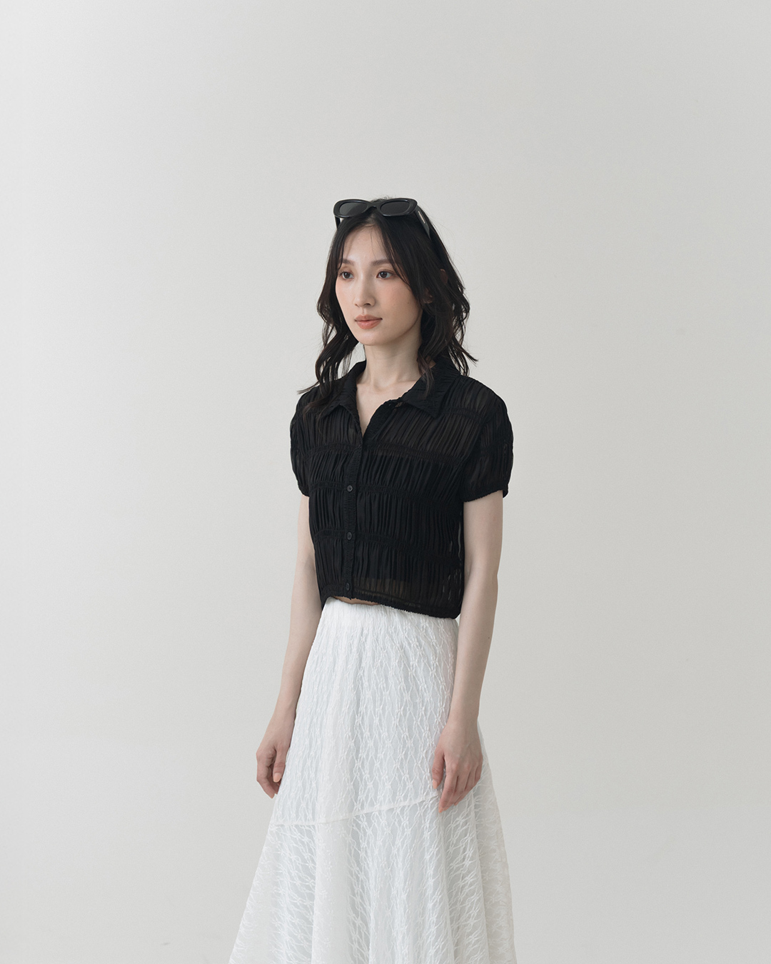 Wrinkled textured mesh sheer short-sleeved shirt - black【01025800】in stock+pre-order