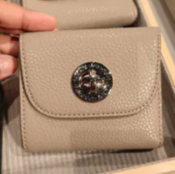 [S] MARC JACOBS CONCRETE 4R5SMP029S01-074 BIFOLD TURNLOCK WALLET LEATHER, 196611783903 (SMJ687)