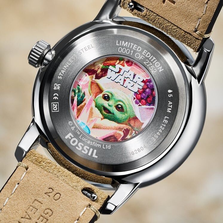 Watch right