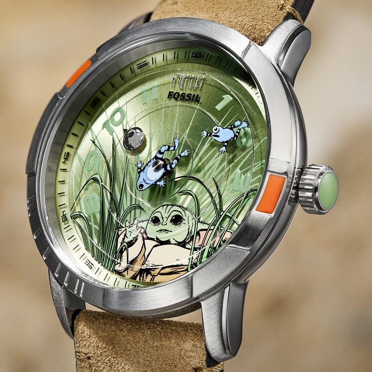 Watch left
