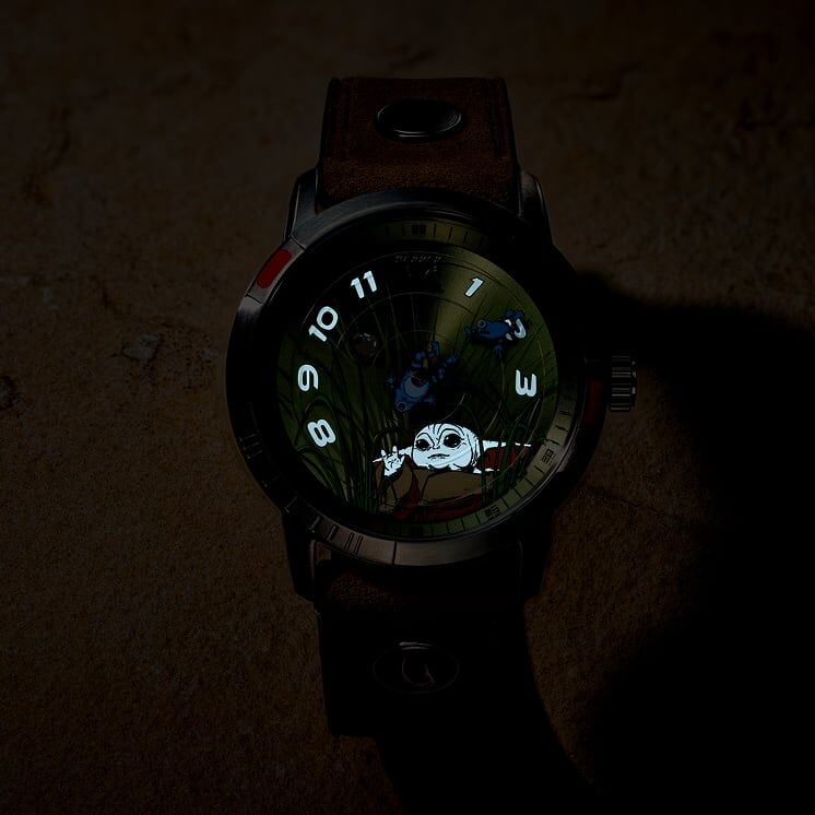 Watch centre hover
