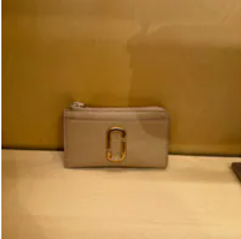 [S] MARC JACOBS CAMEL 2F5SMP067S01-230 THE PEBBLE J MARC TOP ZIP MULTI WALLET, 196611776578 (SMJ694)