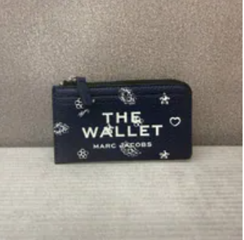 [S] MARC JACOBS NAVY MULTI 2R5SMP004S01-411 THE BANDANA TOP ZIP MULTI WALLET, 196611788649 (SMJ699)